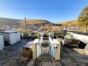 Photo 7- click for photo gallery